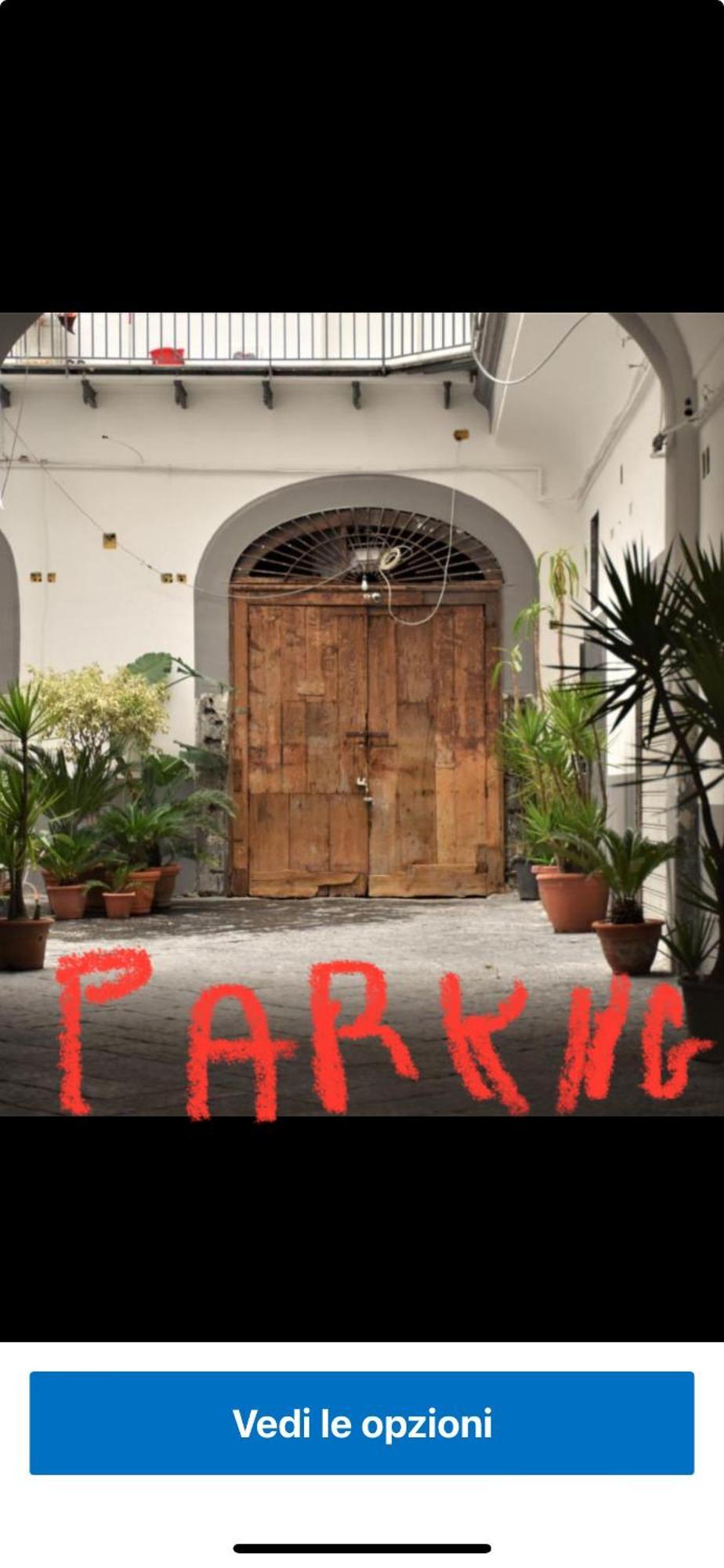 Corno Napoletano Free Parking For Small Cars Only Napoli Eksteriør bilde